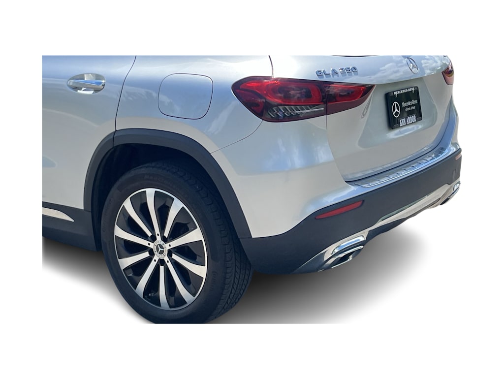 Thumbnail: 2021 Mercedes-Benz GLA - 51