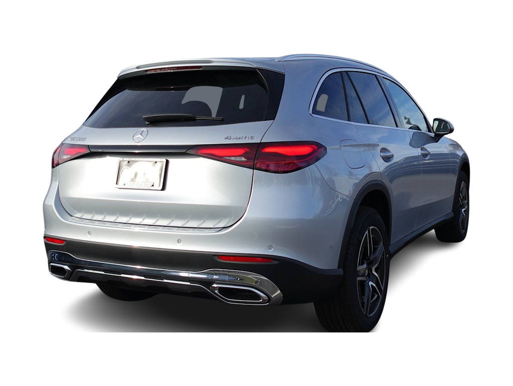 Thumbnail: 2026 Mercedes-Benz GLC - 20