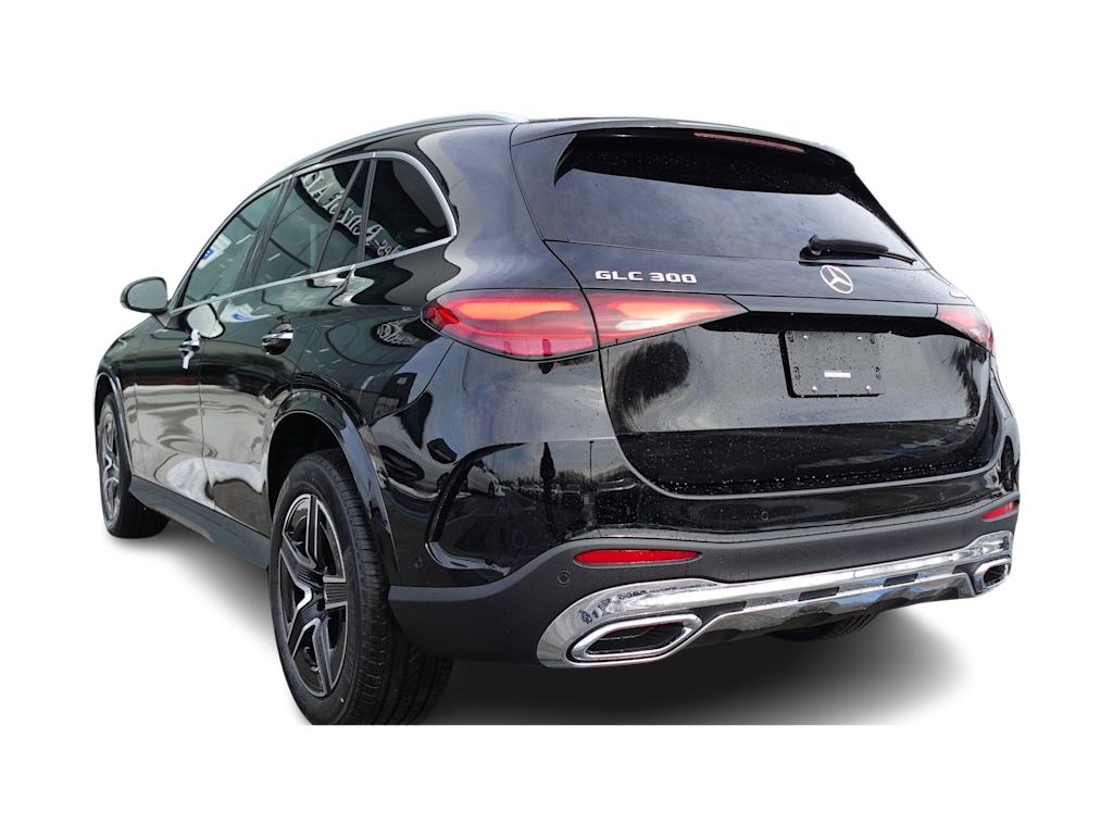 Thumbnail: 2026 Mercedes-Benz GLC - 4