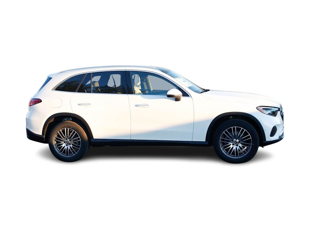 Thumbnail: 2026 Mercedes-Benz GLC - 17