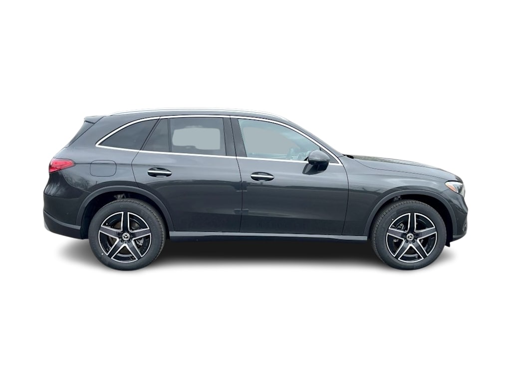 Thumbnail: 2026 Mercedes-Benz GLC - 21