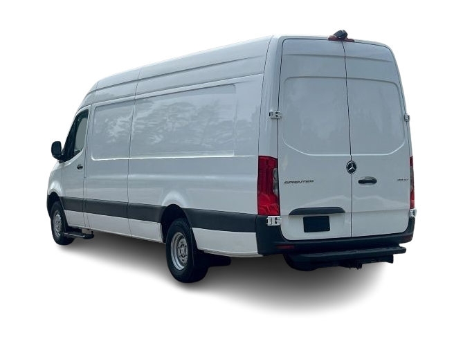 Thumbnail: 2024 Mercedes-Benz Sprinter - 4