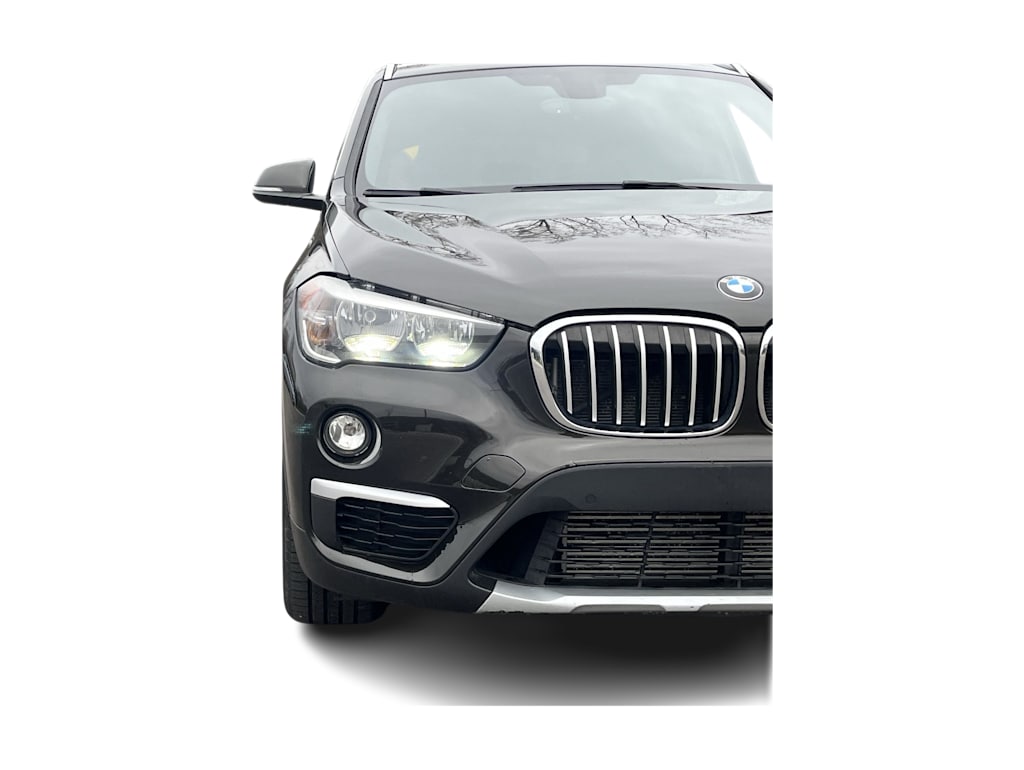 Thumbnail: 2018 BMW X1 - 31