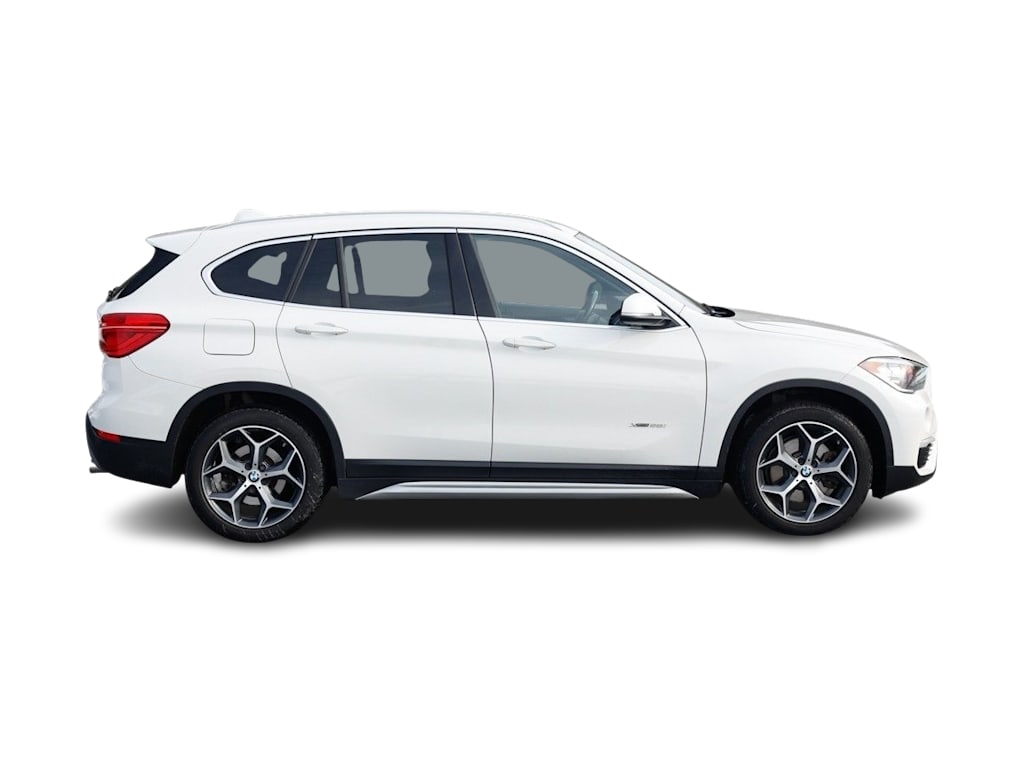 Thumbnail: 2018 BMW X1 - 19