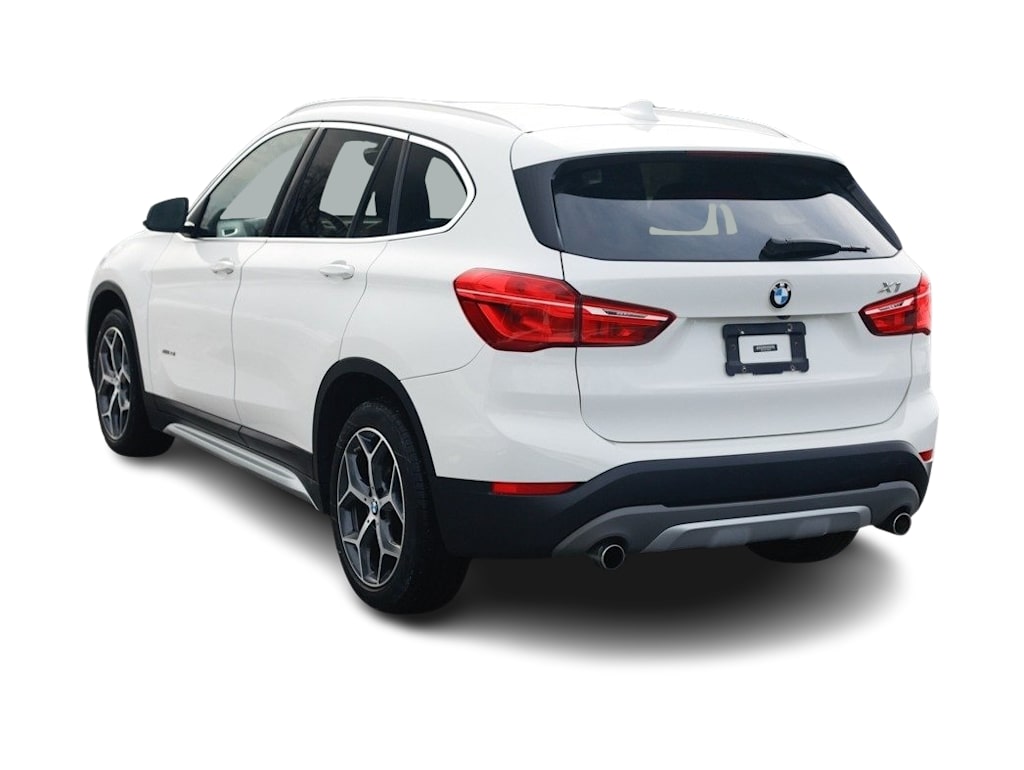 Thumbnail: 2018 BMW X1 - 4