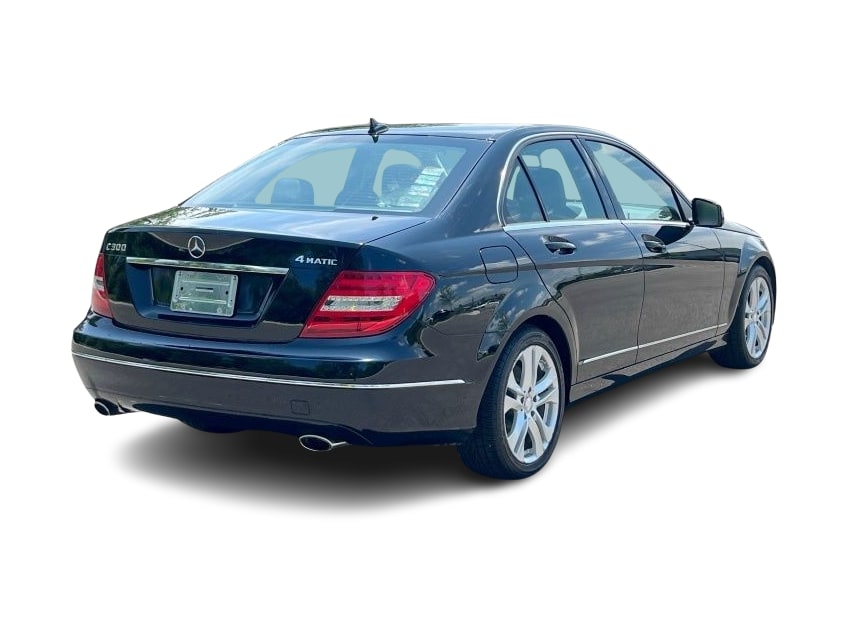Thumbnail: 2013 Mercedes-Benz C-Class - 22