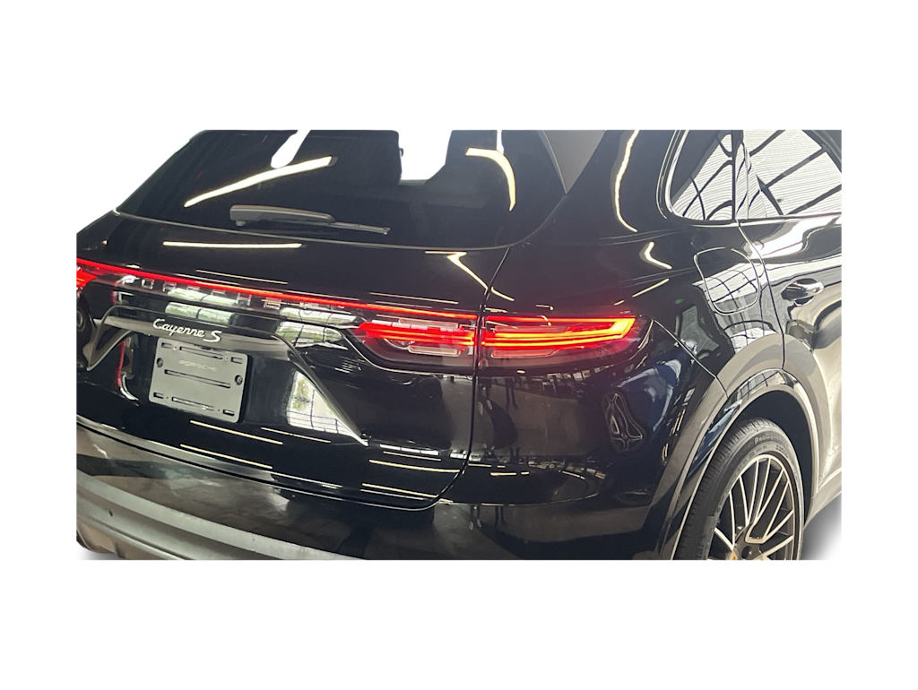 Thumbnail: 2023 Porsche Cayenne - 29