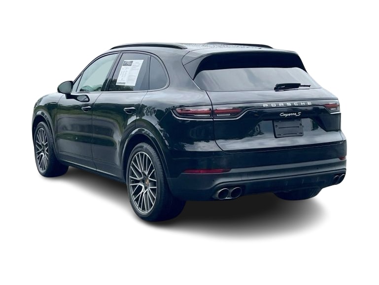 Thumbnail: 2023 Porsche Cayenne - 4