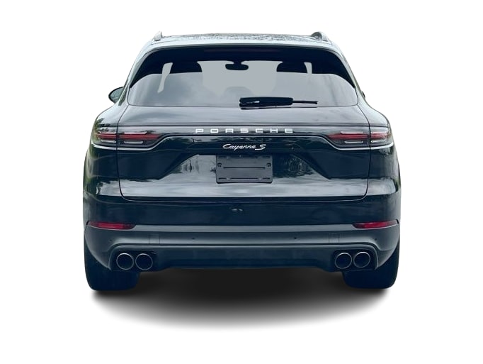 Thumbnail: 2023 Porsche Cayenne - 23