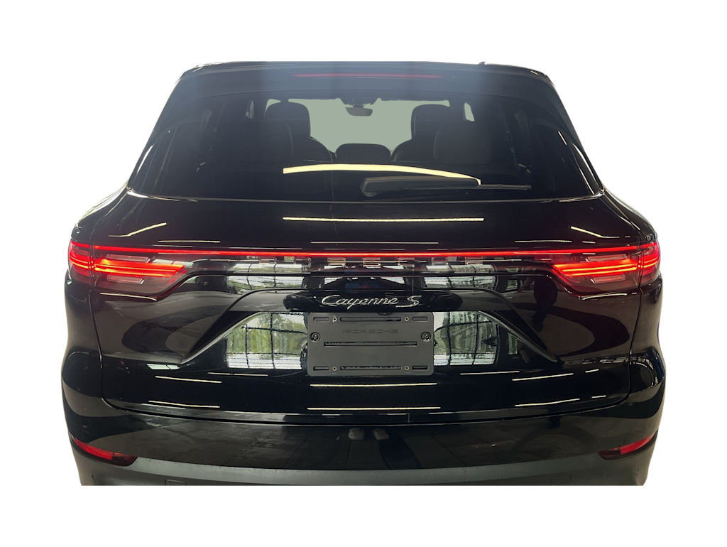 Thumbnail: 2023 Porsche Cayenne - 5