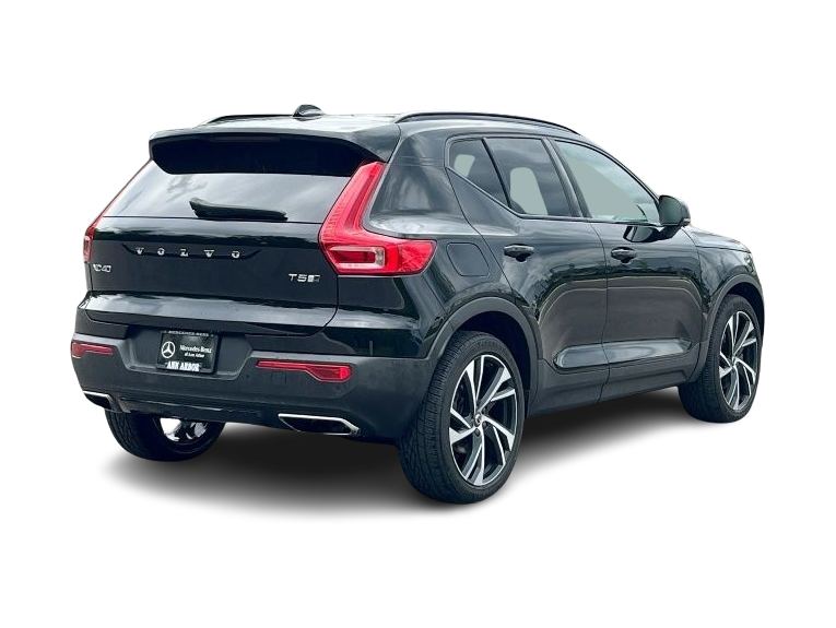 Thumbnail: 2019 Volvo XC40 - 22