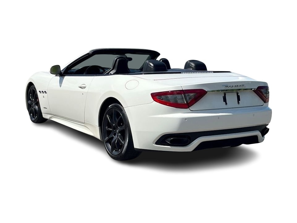 Thumbnail: 2014 Maserati GranTurismo - 4