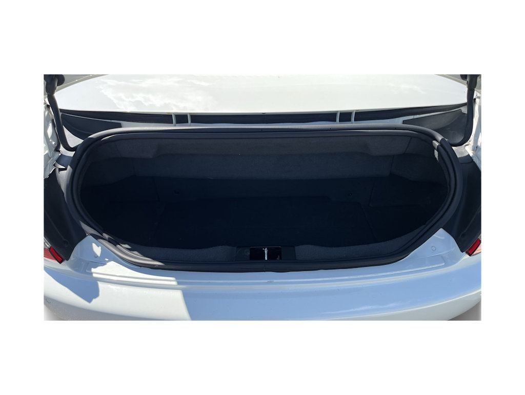 Thumbnail: 2014 Maserati GranTurismo - 19