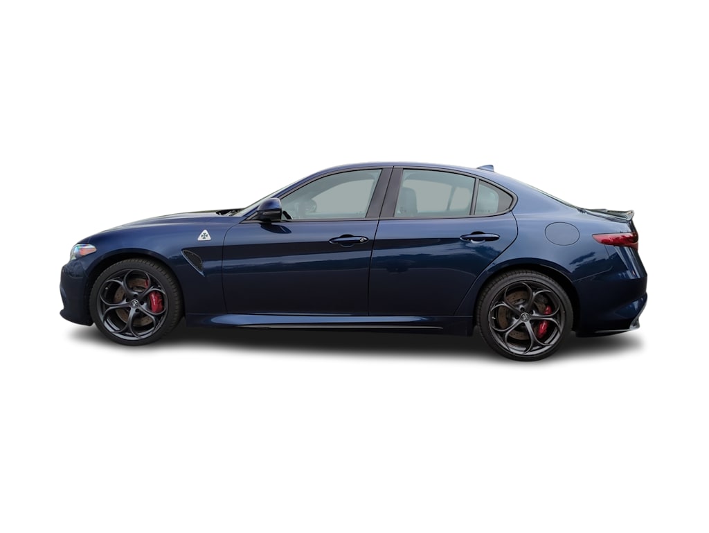 Thumbnail: 2018 Alfa Romeo Giulia - 3