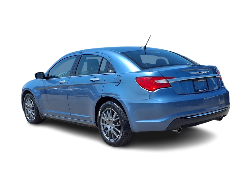 Thumbnail: 2011 Chrysler 200 - 4