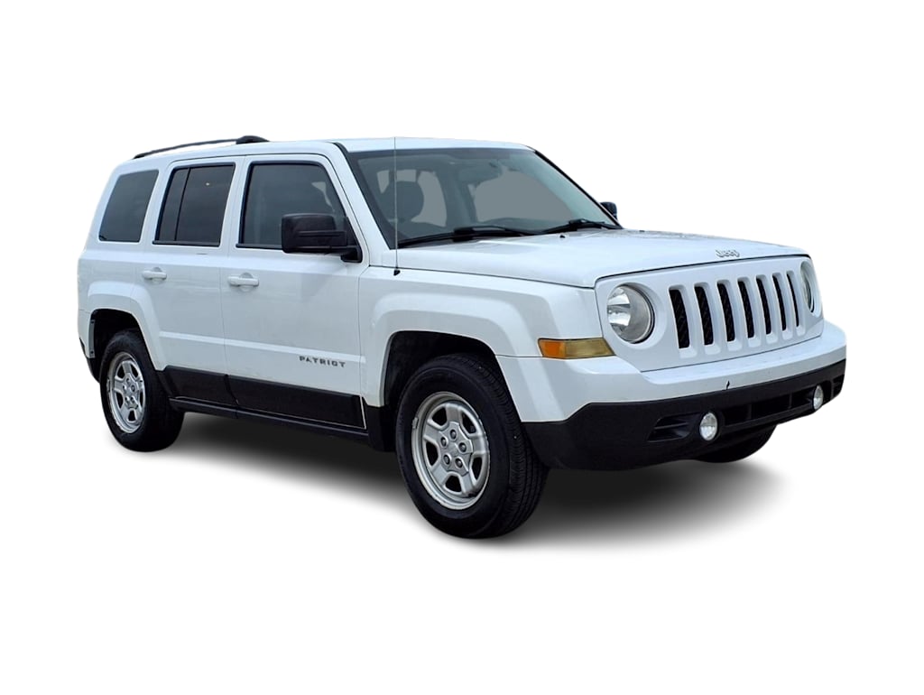 Thumbnail: 2017 Jeep Patriot - 18