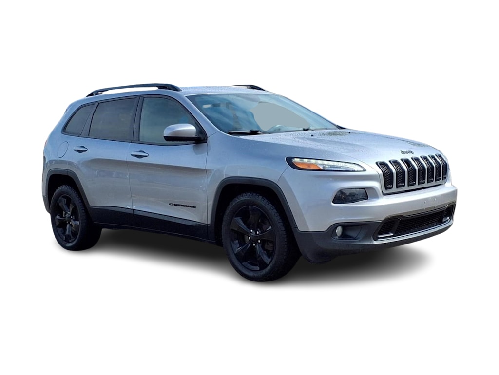 Thumbnail: 2016 Jeep Cherokee - 17