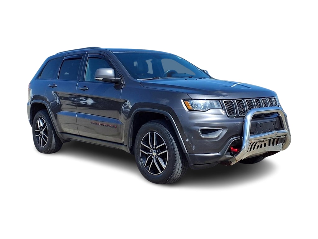 Thumbnail: 2017 Jeep Grand Cherokee - 16