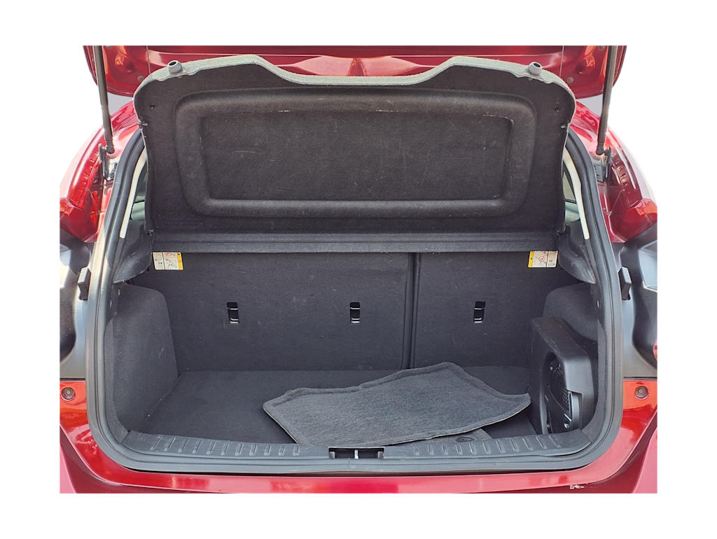 Thumbnail: 2014 Ford Focus - 15