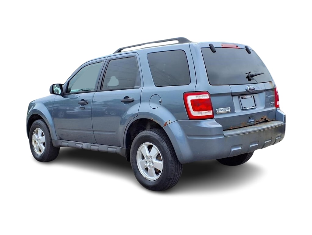 Thumbnail: 2010 Ford Escape - 4