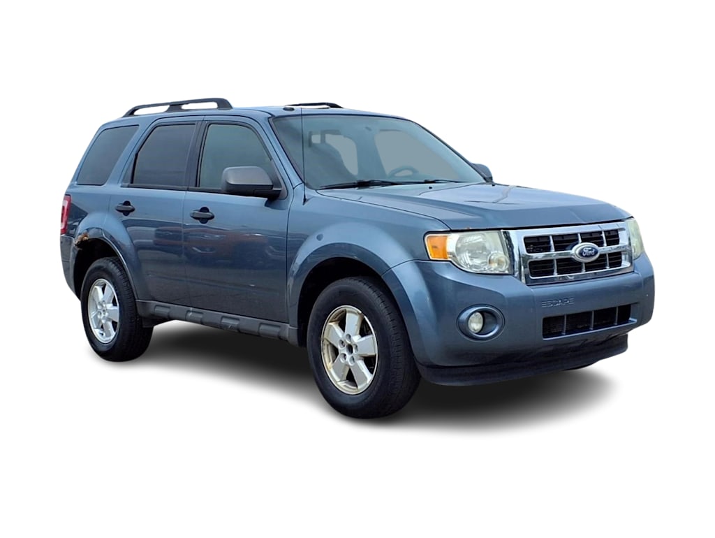 Thumbnail: 2010 Ford Escape - 16
