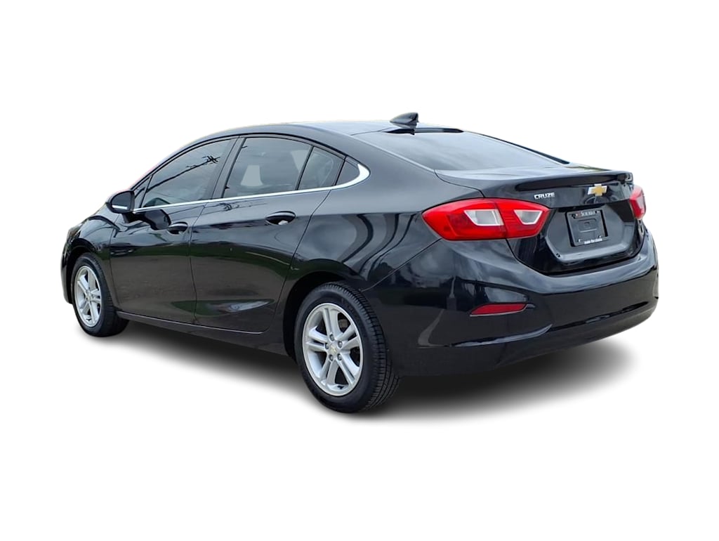 Thumbnail: 2017 Chevrolet Cruze - 4