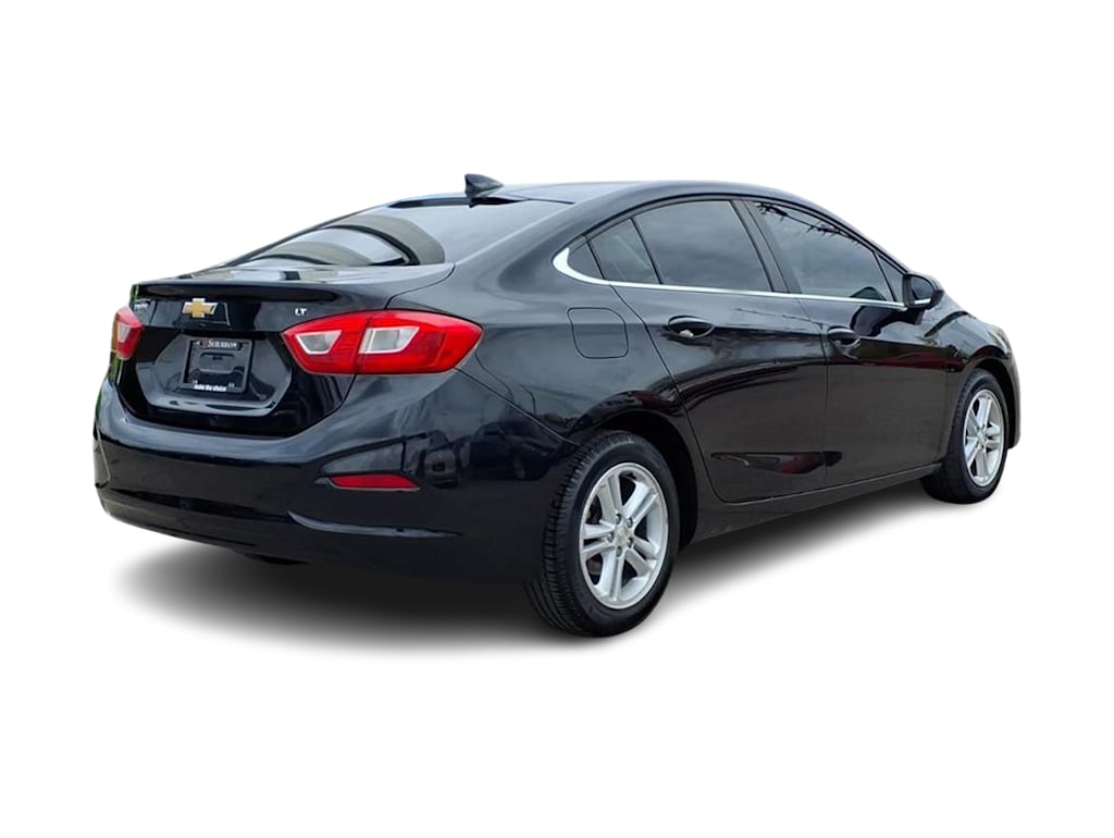 Thumbnail: 2017 Chevrolet Cruze - 17