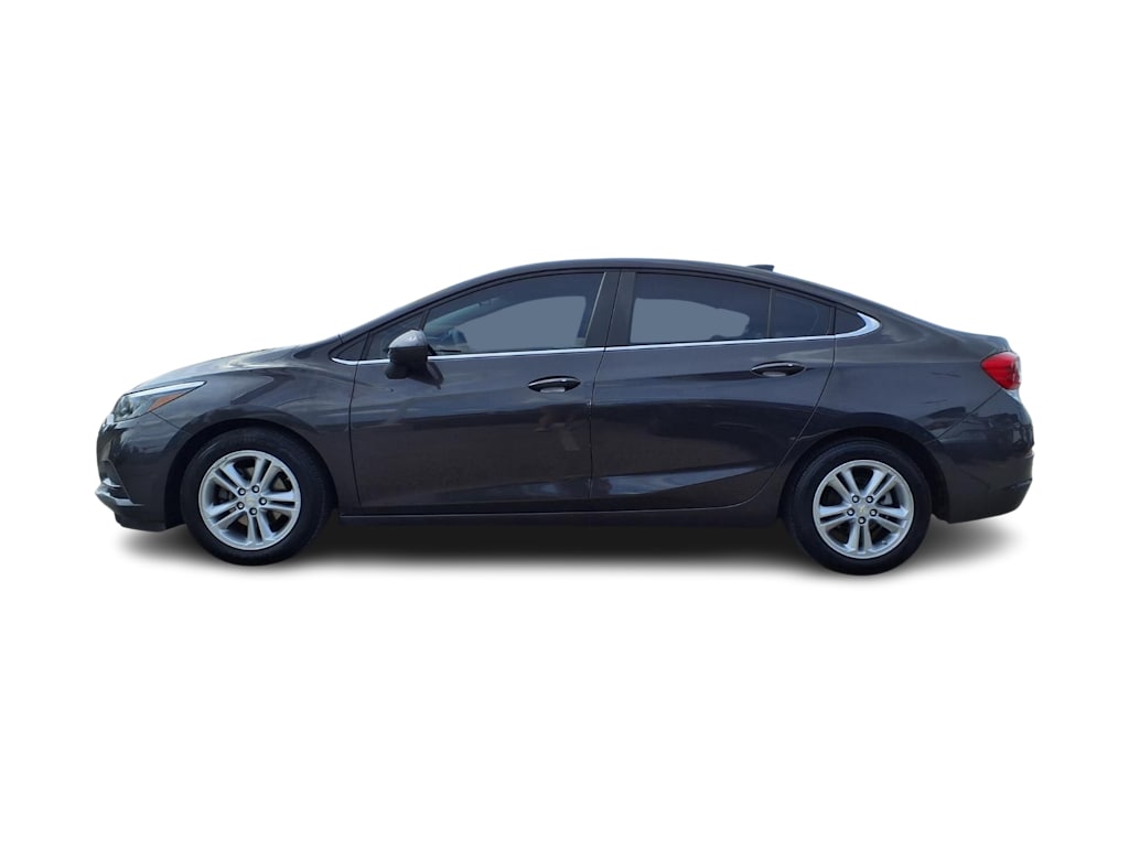 Thumbnail: 2016 Chevrolet Cruze - 3