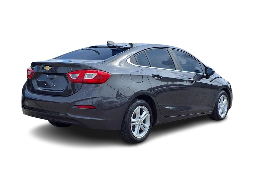 Thumbnail: 2016 Chevrolet Cruze - 17