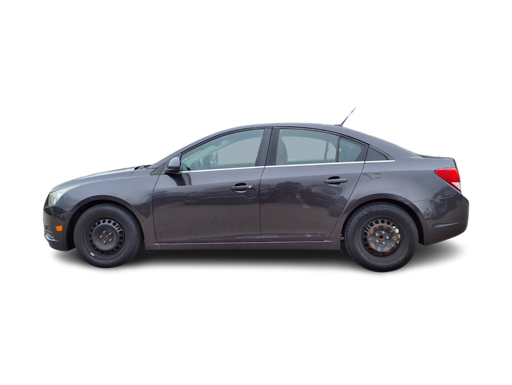 Thumbnail: 2014 Chevrolet Cruze - 3