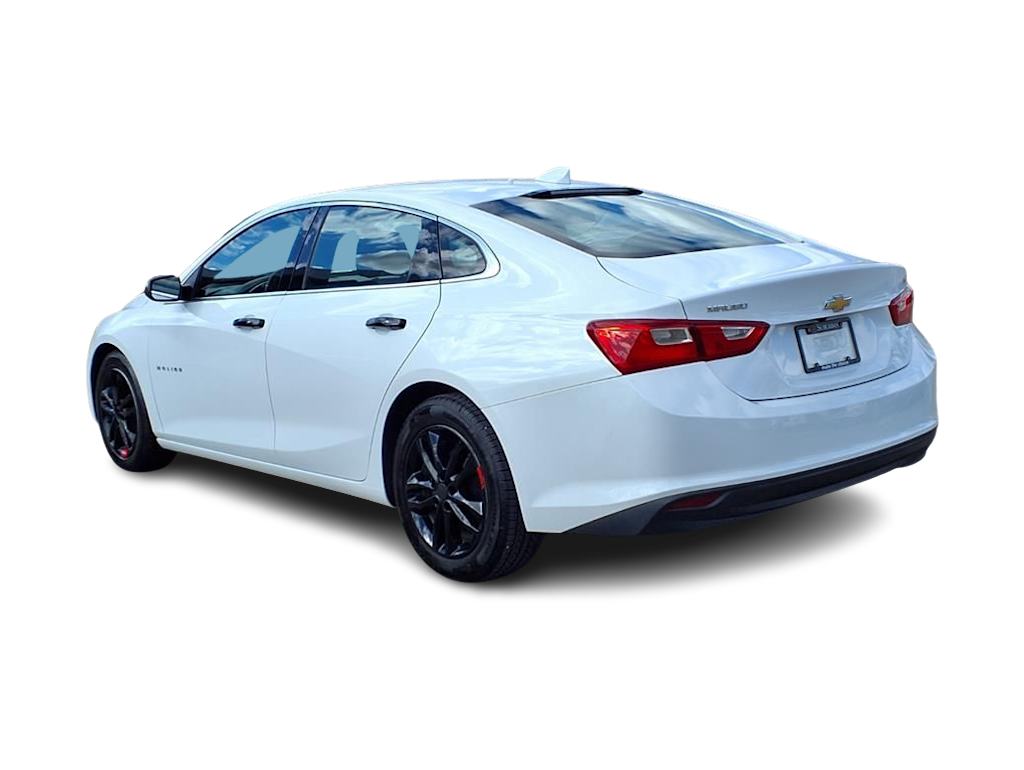 Thumbnail: 2018 Chevrolet Malibu - 4