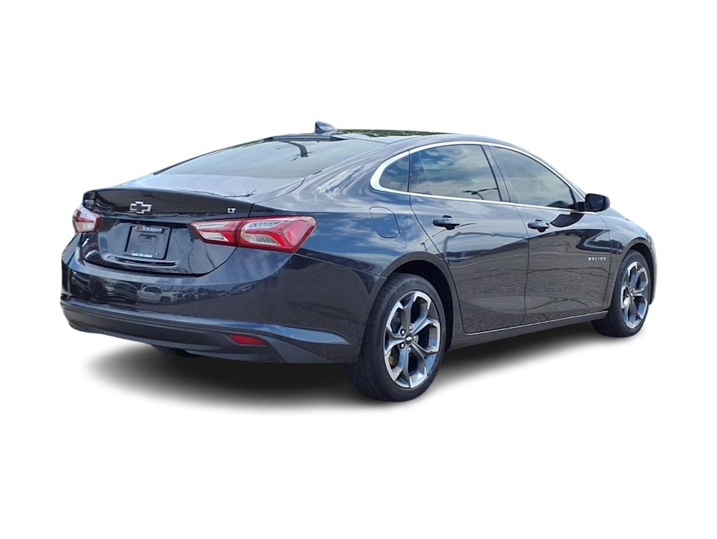 Thumbnail: 2022 Chevrolet Malibu - 17