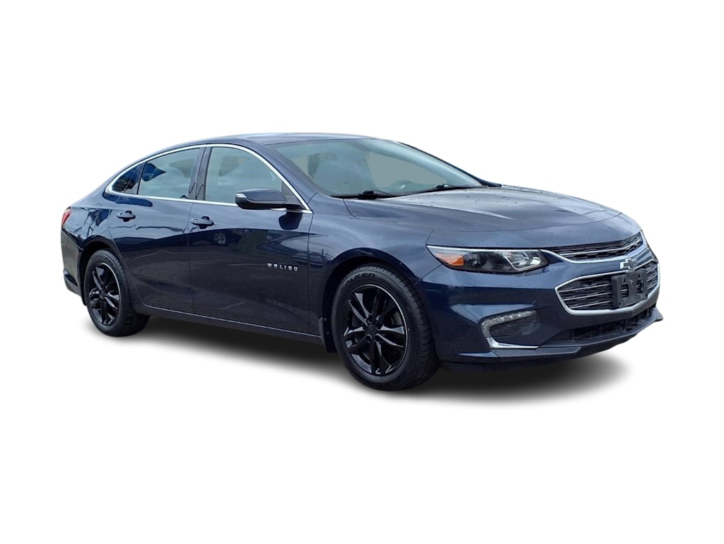 Thumbnail: 2016 Chevrolet Malibu - 14
