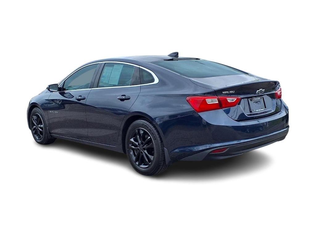 Thumbnail: 2016 Chevrolet Malibu - 4