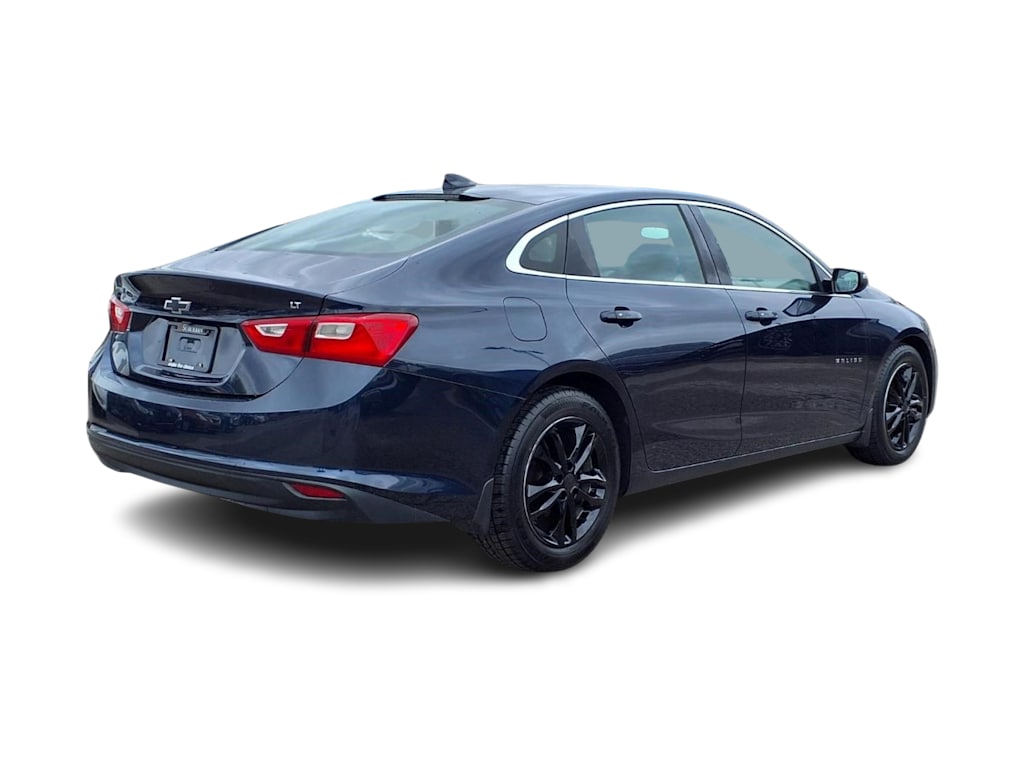 Thumbnail: 2016 Chevrolet Malibu - 15