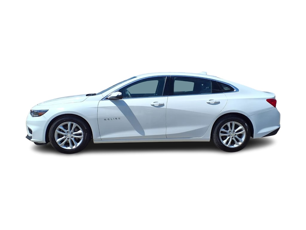 Thumbnail: 2018 Chevrolet Malibu - 3