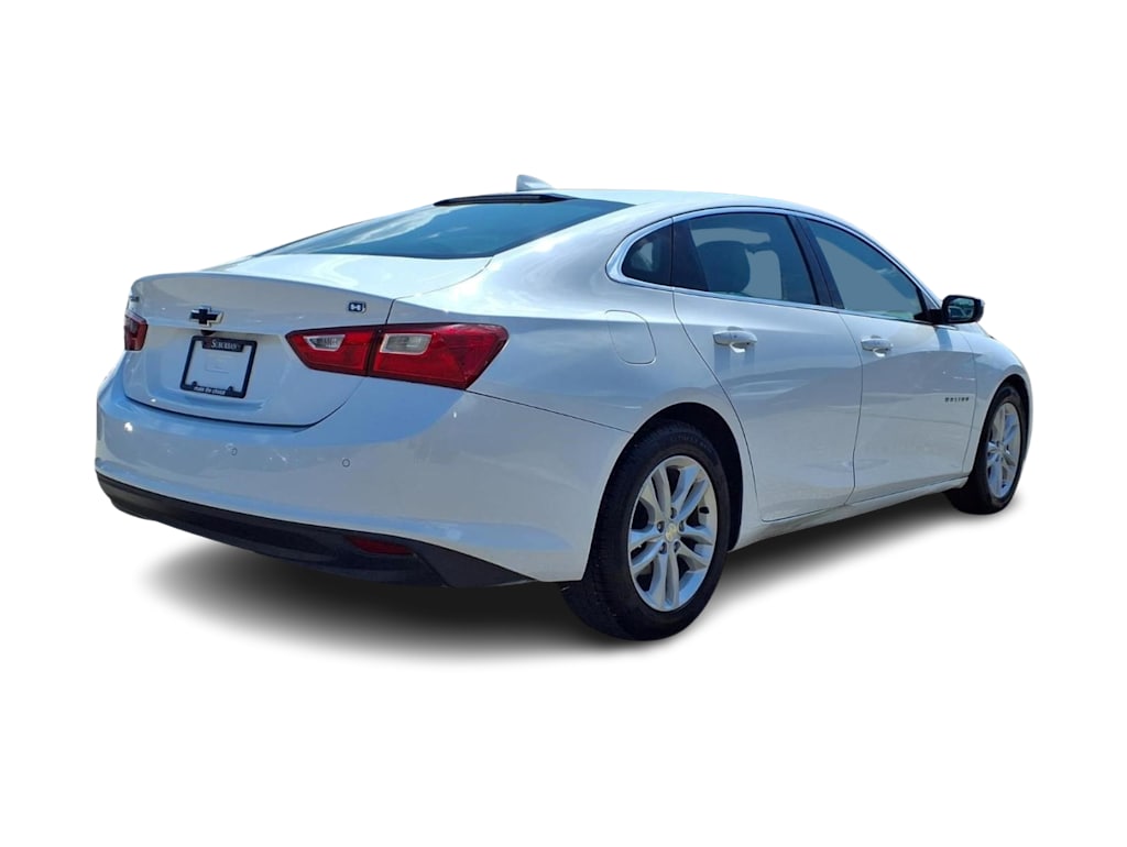 Thumbnail: 2018 Chevrolet Malibu - 16