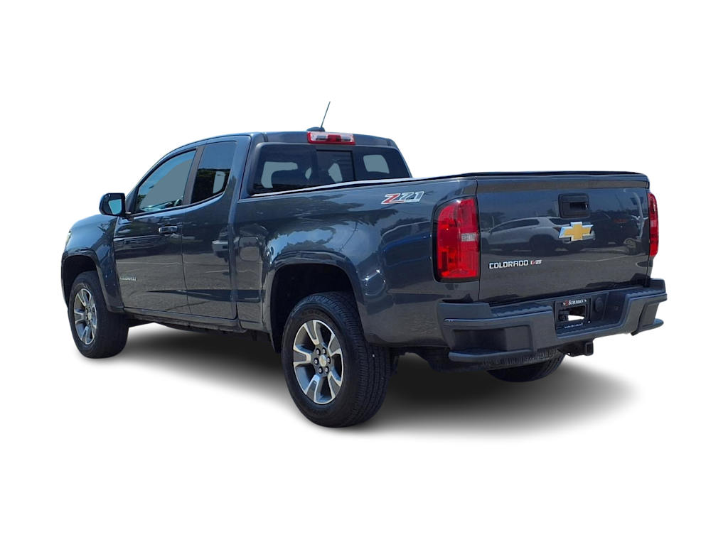 Thumbnail: 2017 Chevrolet Colorado - 3