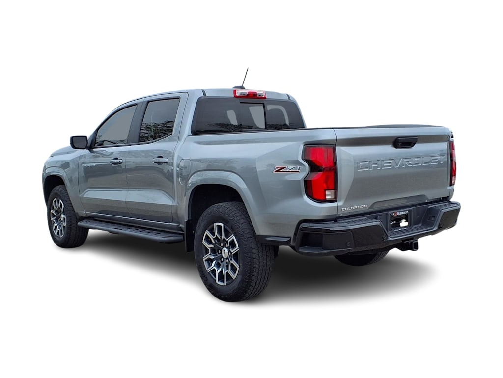 Thumbnail: 2024 Chevrolet Colorado - 4