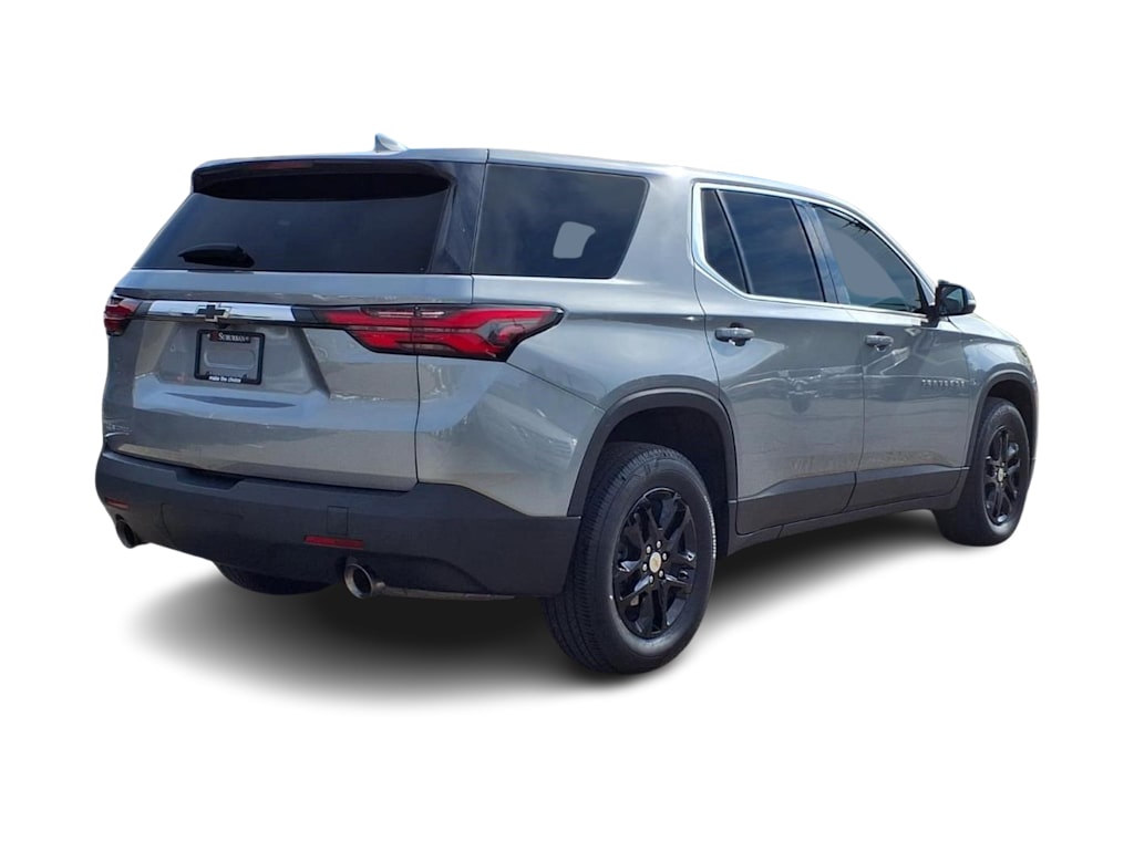 Thumbnail: 2023 Chevrolet Traverse - 16