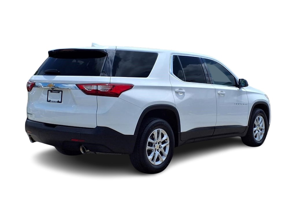 Thumbnail: 2021 Chevrolet Traverse - 19
