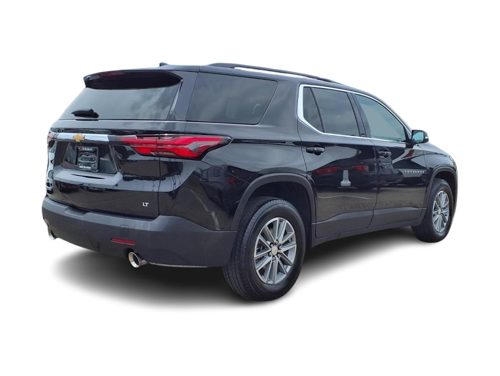 Thumbnail: 2023 Chevrolet Traverse - 15