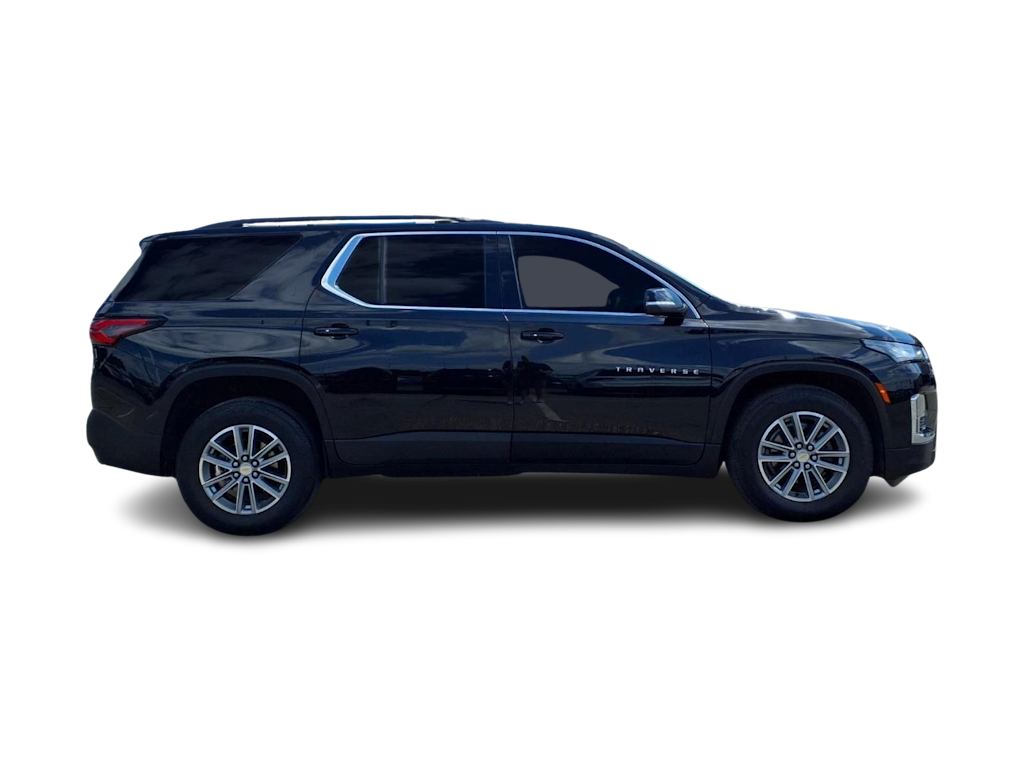 Thumbnail: 2023 Chevrolet Traverse - 16