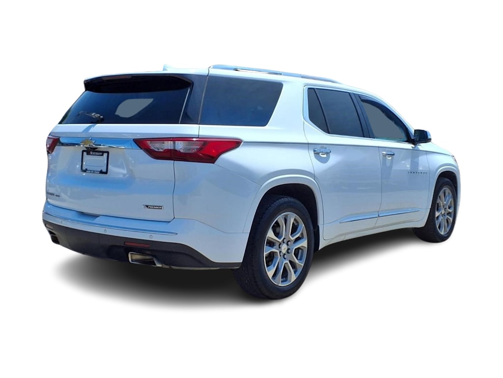 Thumbnail: 2018 Chevrolet Traverse - 16