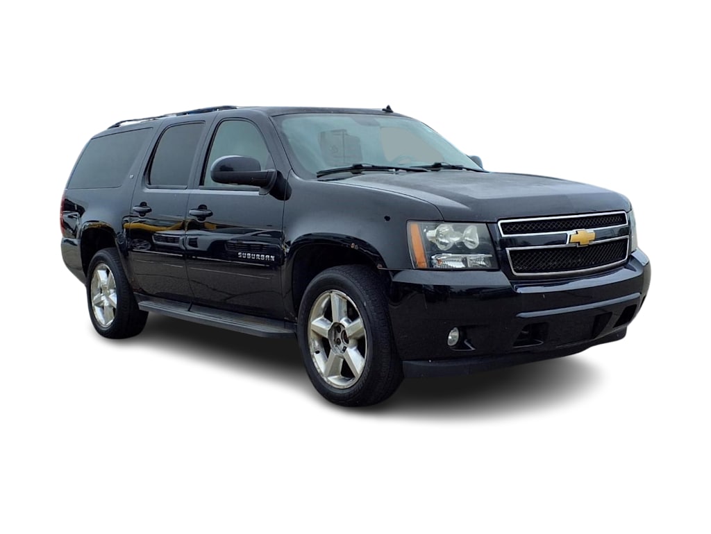 Thumbnail: 2013 Chevrolet Suburban - 14
