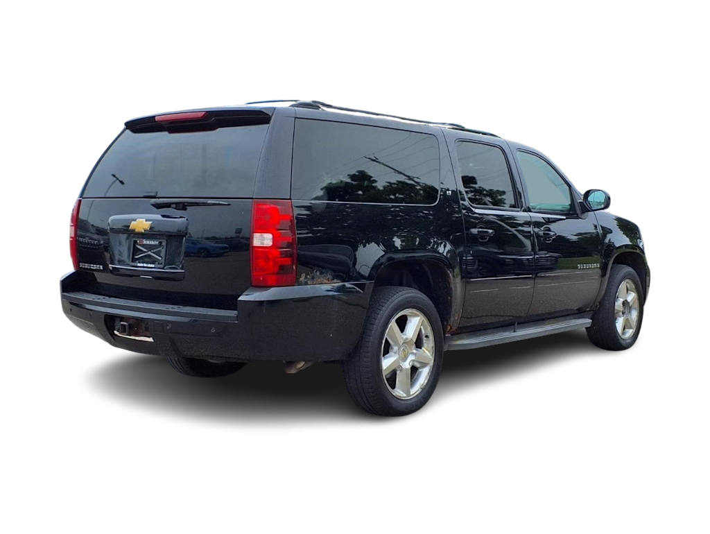 Thumbnail: 2013 Chevrolet Suburban - 16