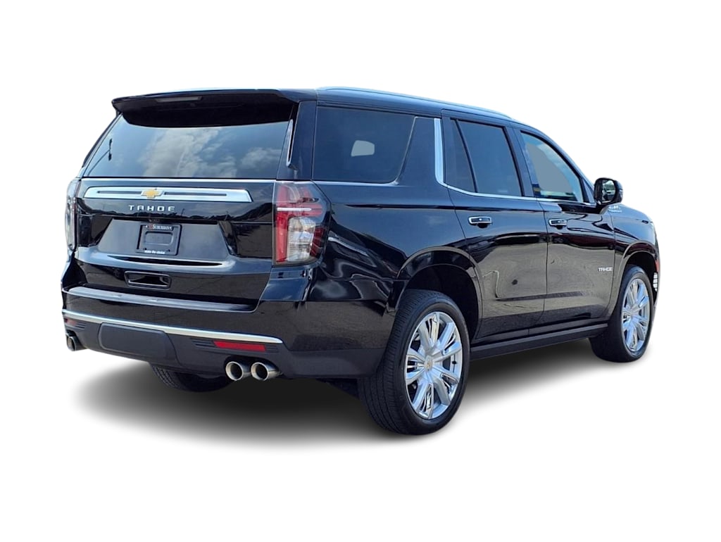 Thumbnail: 2023 Chevrolet Tahoe - 17