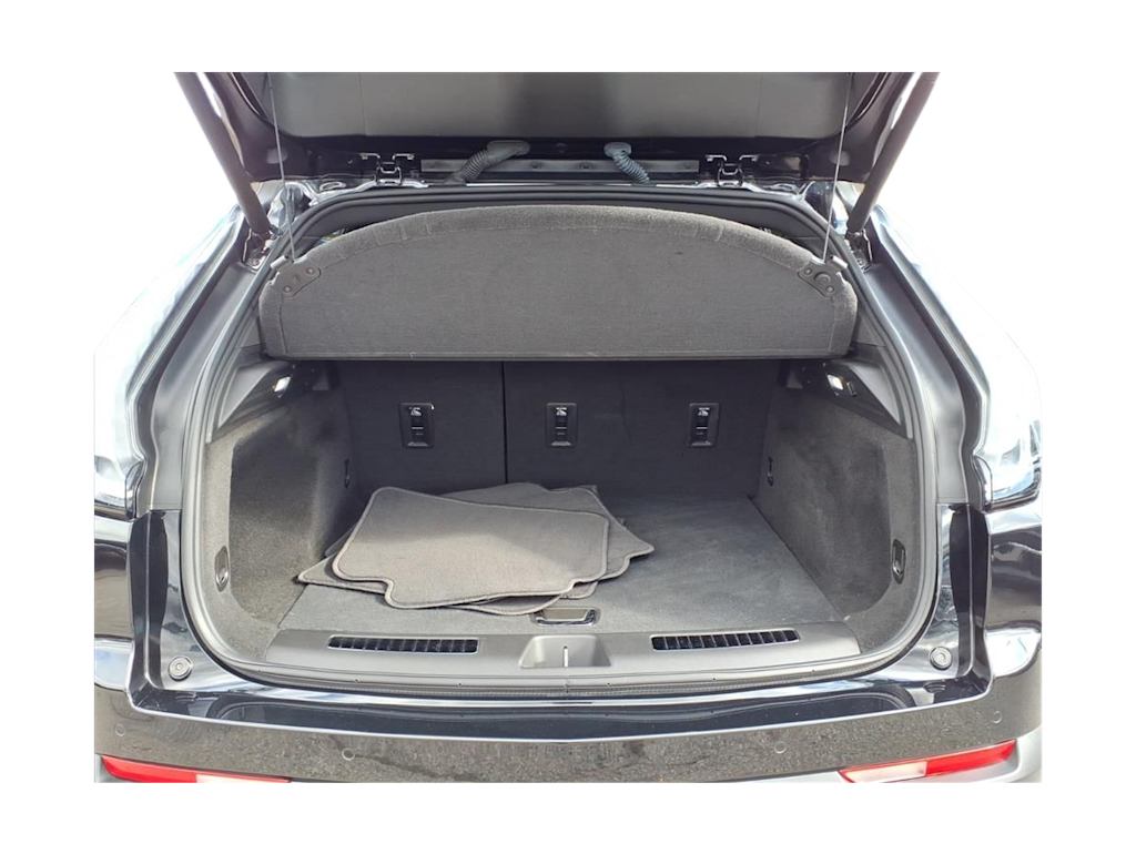 Thumbnail: 2023 Cadillac XT4 - 13