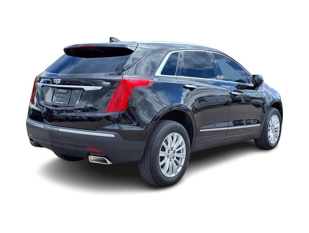 Thumbnail: 2019 Cadillac XT5 - 18