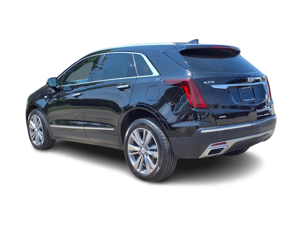 Thumbnail: 2026 Cadillac XT5 - 3